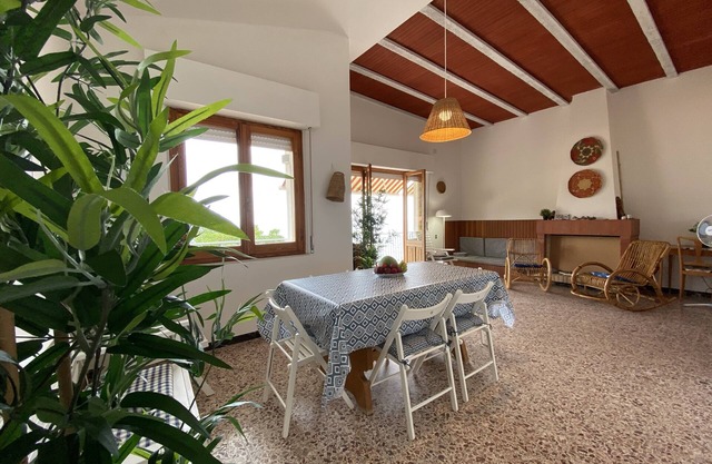 Villa junto al mar con jardín en la zona más salvaje de Cerdeña - IUN P7084