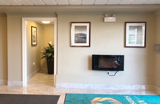 Seasons Inn Halifax