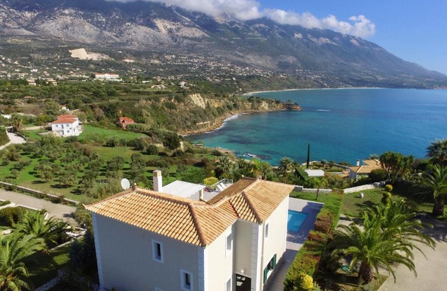 Seaspray Villa Kefaloniaprivatevillas