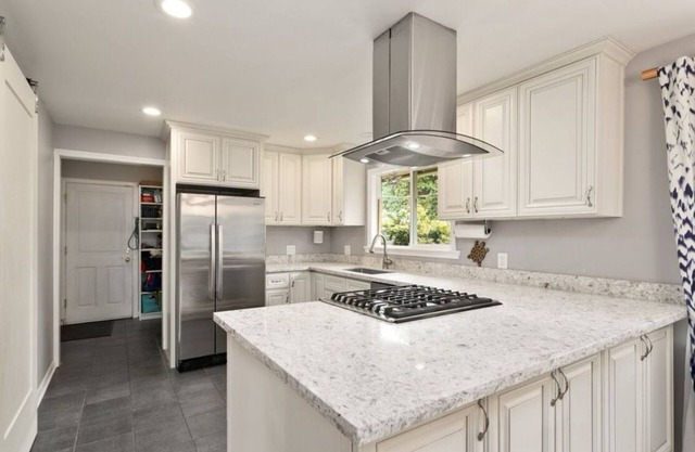 Seattle Bungalow by the Park — 4 Bedroom Home for the Whole Family