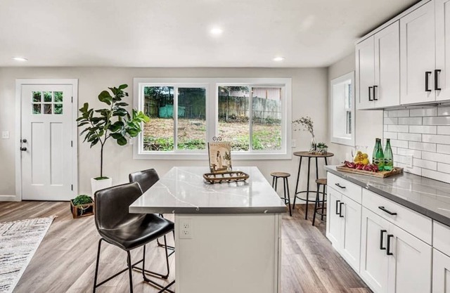 15 min to downtown! Fully remodeled, walk to light rail