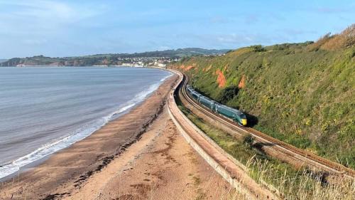 Seaview 2 bedroom flat in Devon