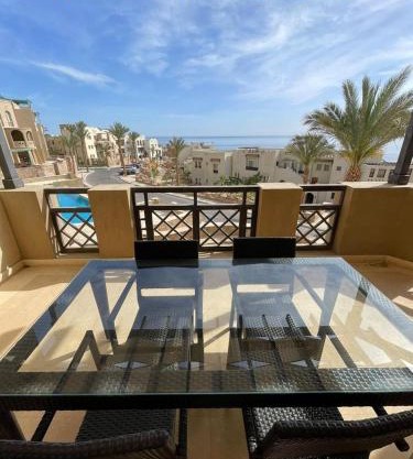 Seaview Apartment in Azzurra Sahl Hasheesh 2 bedrooms