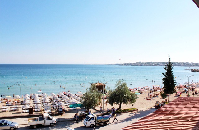 Seaview Apartments on the Beach