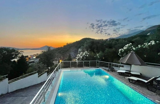 Seaview Couple Studio with pool Przno