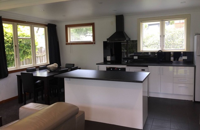 Seaview Crescent Holiday Home
