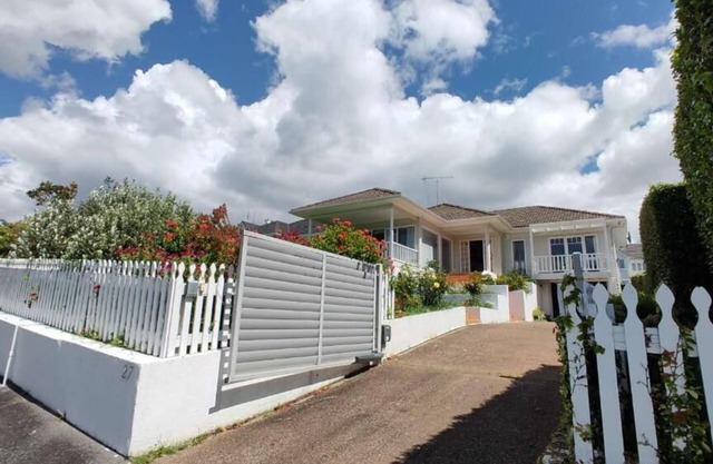 Seaview Garden House Close to Beach