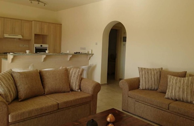 APARTAMENTO VISTA AL MAR Y PLANTA BAJA