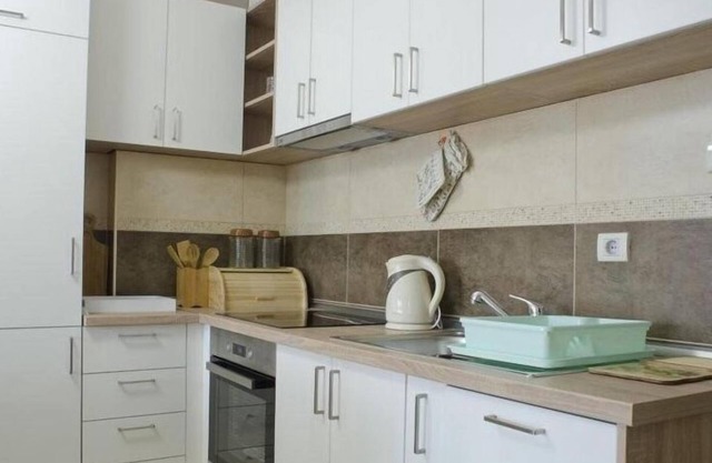 Seaview one-bedroom apartment Kamenovo