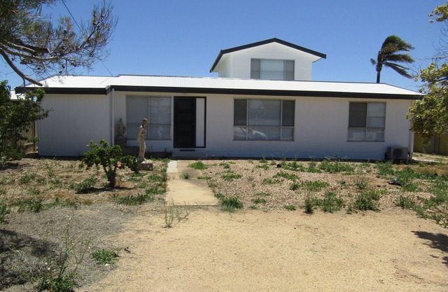 Seaview Retreat - Modern 3 bedroom holiday home