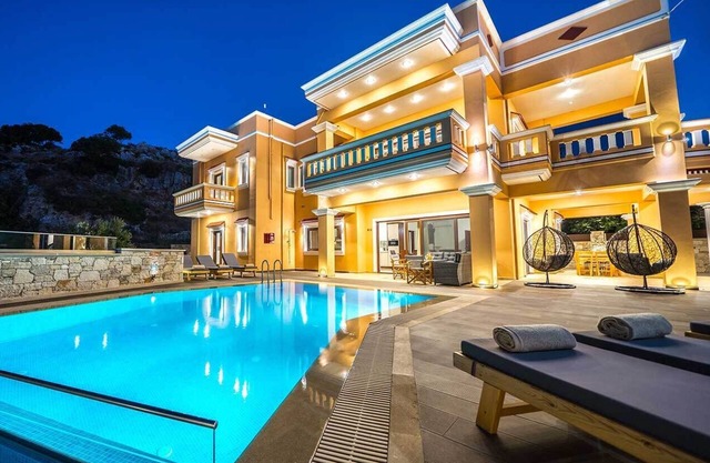 Seaview villa close to Falassarna