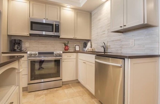 Seawin 703 - Sea Winds 2 Bedroom Condo by Redawning