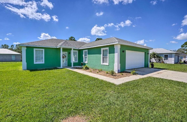 Sebring Gem Close to Golf and Raceway