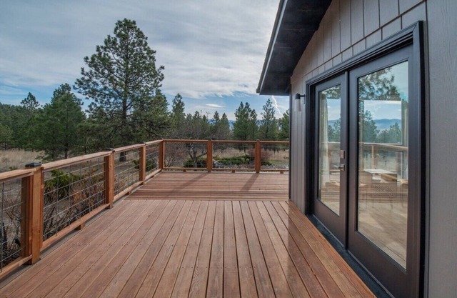 Secluded 3 Bed Home near Scratchgravel Peak