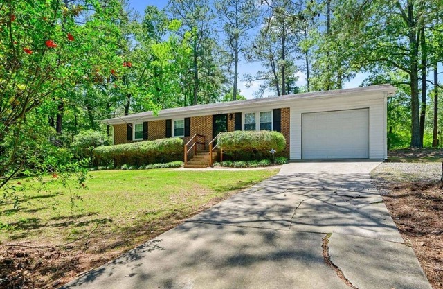 Secluded 3BR Furnished Home near Downtown Raleigh