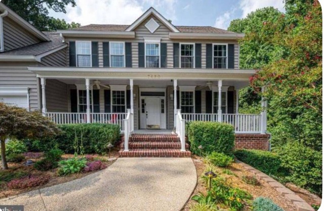 Secluded 5-bedroom house with Pool in Saint Leonard