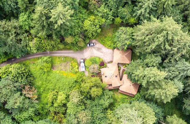 Summer Getaway Deals! Secluded 5BR Cabin Near Portland Fun