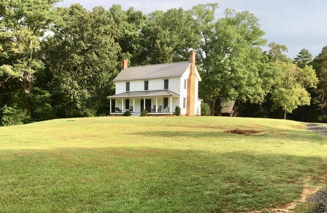 MOORELAND HOMESTEAD - Estado del siglo XIX en los bancos del lago Norman