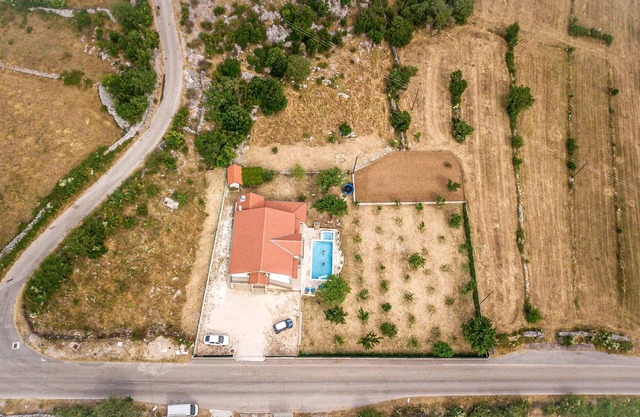 Secluded Holiday Home with Pool and Hot Tub - Three Bedroom Holiday Home