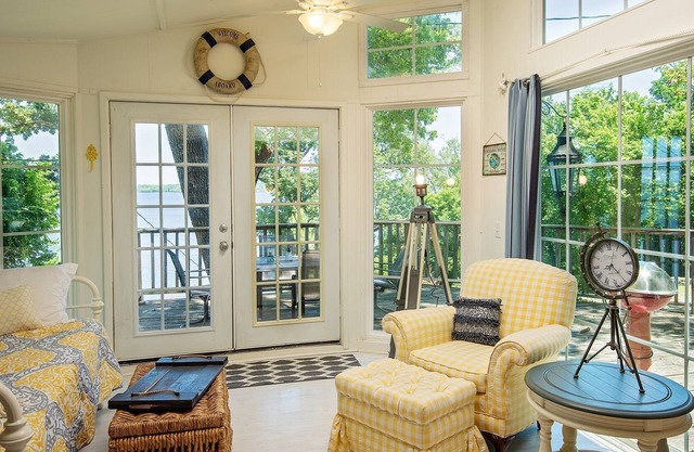 Aislado Lakefront Paradise On Ft. Lago Gibson