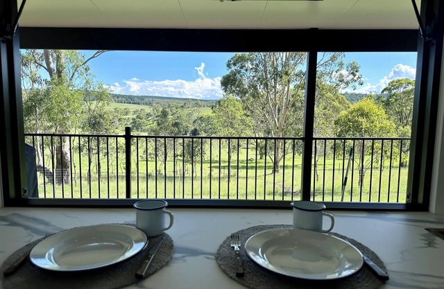 Secluded Luxury Tiny Home Adventure awaits, Dogs and Horses Welcome