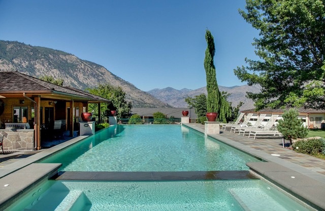 Aislado Manson Pool House con piscina climatizada privada y jacuzzi, muelle y boya
