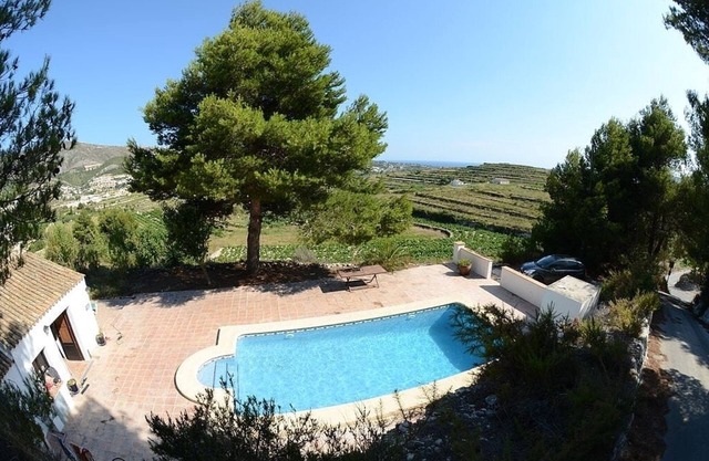 Hermosa villa privada con piscina y vista al mar
