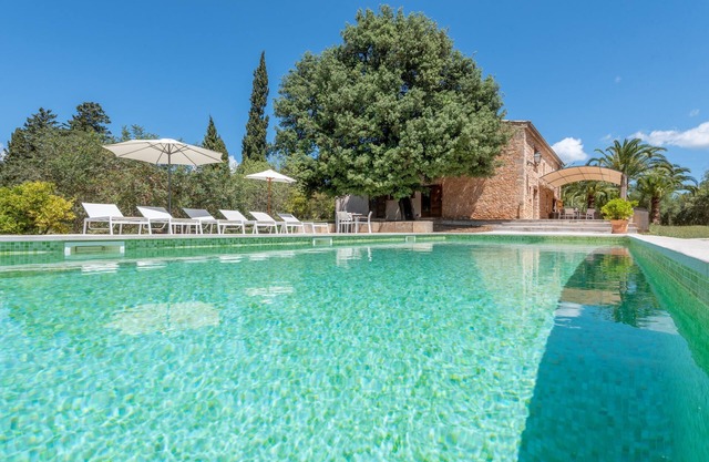 Tranquila villa con piscina, Wi-Fi, aire acondicionado y terraza; Aparcamiento disponible