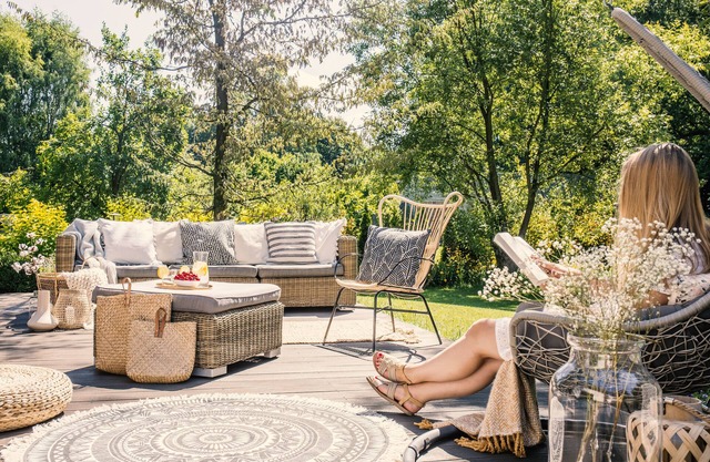 Villa, sauna, gran jardín soleado, barbacoa, bicicletas, cerca de todos los lagos y estaciones de esquí