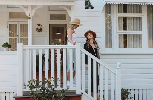 Seclusion, Rest and Romance at Gracie Cottage!