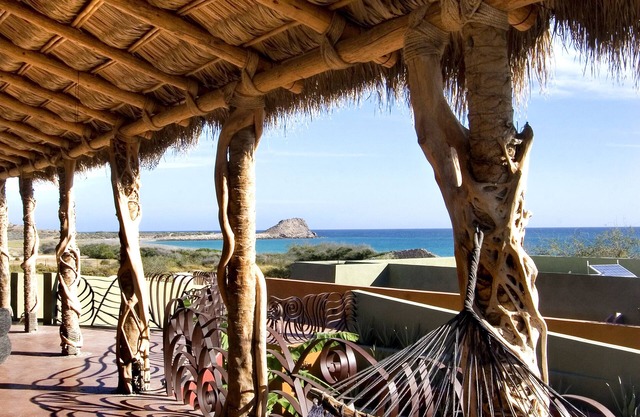 Casa del segundo piso con vista panorámica al mar