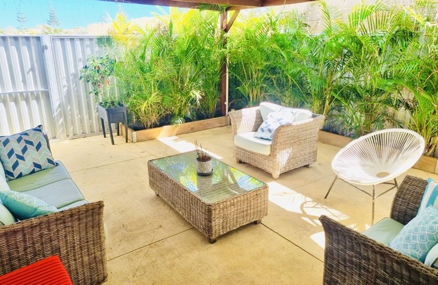 Secret harbour beach getaway(200m walk) and the Golf club house (100m walk)
