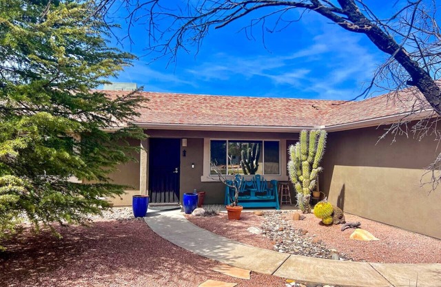 Sedona Neighbor to the south
