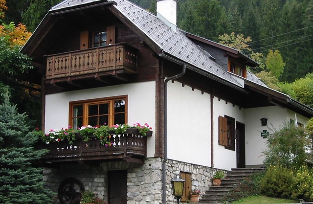 Seewiesen Hütte Weissensee Kärnten