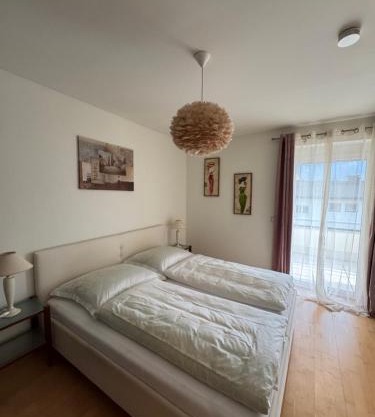 Seewohnung mit Terrasse