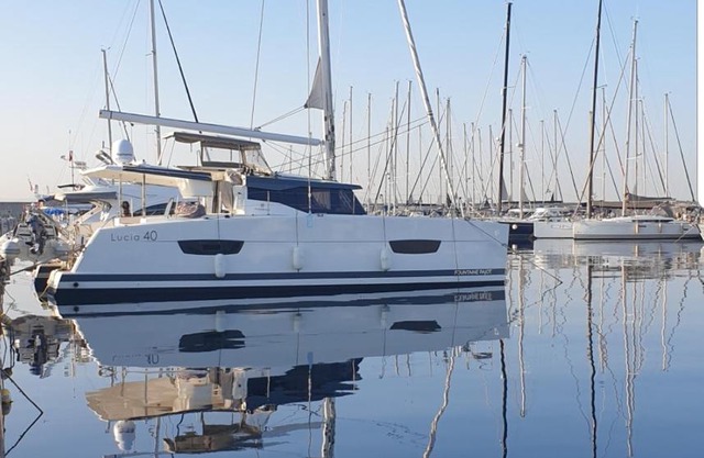 Segel Catamaran