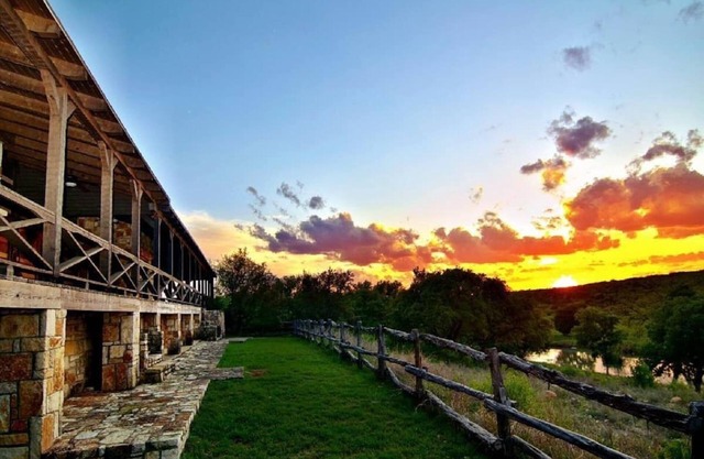 Huge Sprawling Guest Ranch on the San Saba River - Sleeps 50