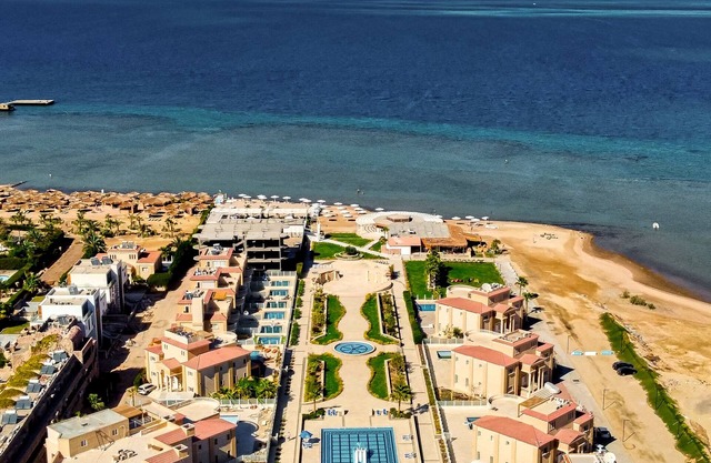 Selena Bay Resort