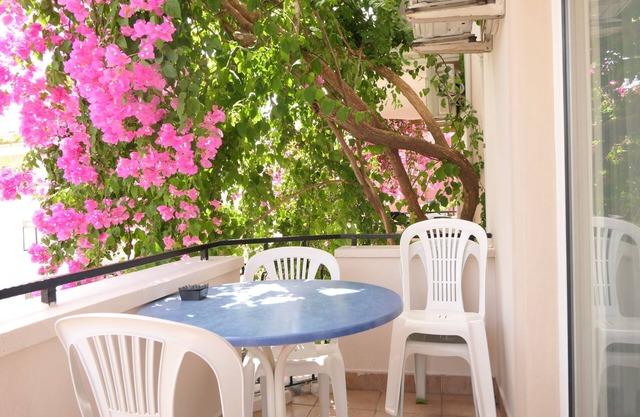 Selenya Apart Hotel