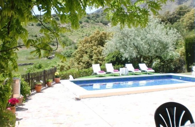 Casa rural (alquiler íntegro) Cortijo Alnarache para 8 personas