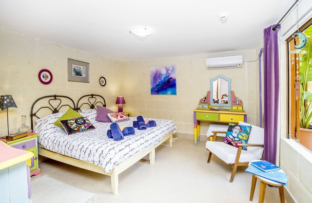 Alquiler de vacaciones Flatlet con patio privado en la cama y desayuno