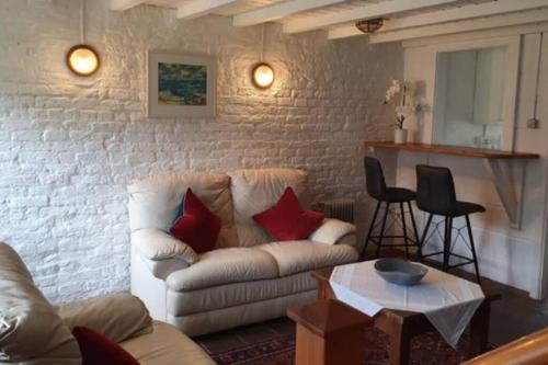 Self Catering - Gardeners Cottage