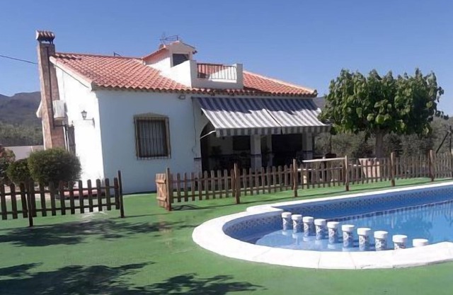 Casa rural (alquiler íntegro) Villa Mercedes para 9 personas
