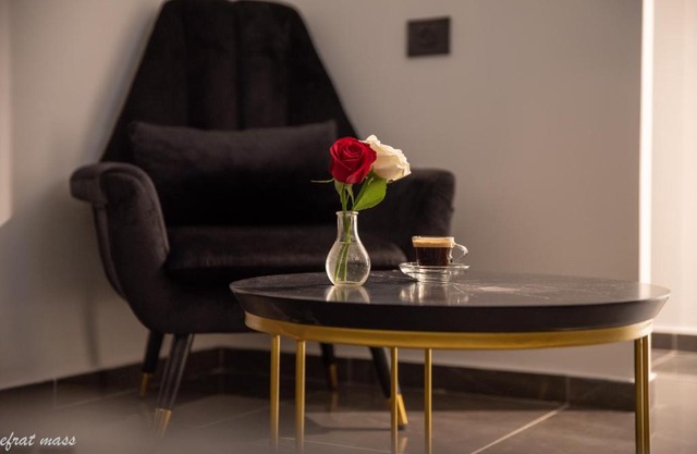 Selfie's Boutique Hotel