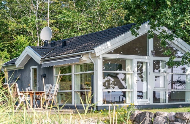 "Selja" - 15m from the sea by Interhome