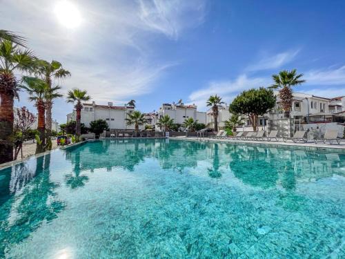 Semi Detached Villa in Complex with Shared Semi Olympic Swimming Pool in Kusadasi