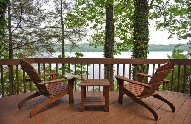Seneca Lakefront Cabin & Beach Cottage