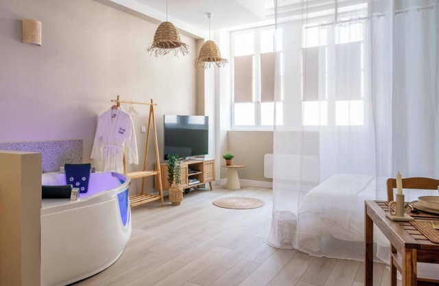 Sensual suite and balneotherapy
