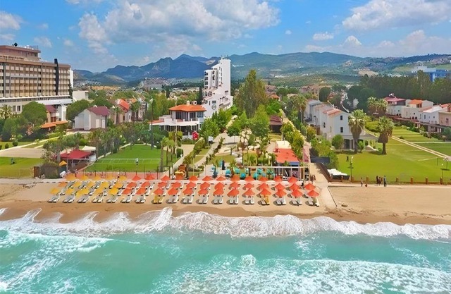 Sentinus Beach Hotel