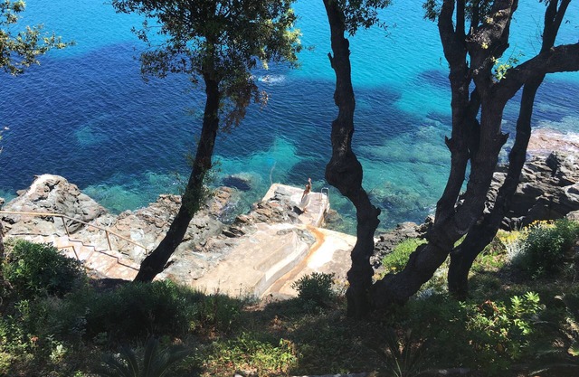 SEPTIEMBRE ÚLTIMA SEGUNDA OFERTA EN UNA VILLA ASOMBROSA CON VISTAS AL MAR DE ELBA